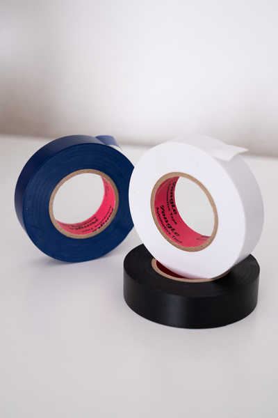 Изоляционная лента ПВХ 0,10мм х 18мм, 30м, белая, Yongle Automotive Tape (200шт/ящ) FT-YХ-0.1-18-30-W фото